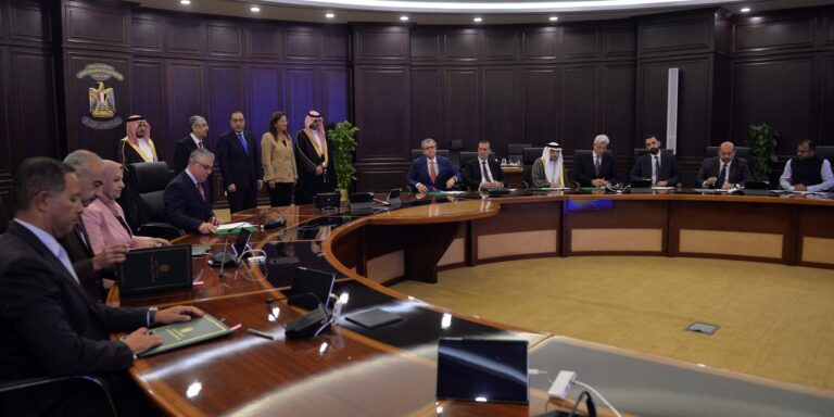 Egyptian Prime Minister Dr. Mostafa Madbouly witnesses the signings of seven new MoUs between the SCZONE, TSFE, EETC, NREA and various global organisations. Source: SCZONE.