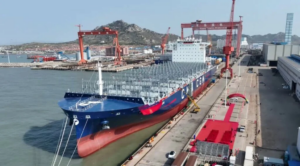 First ammonia-ready containerships delivered