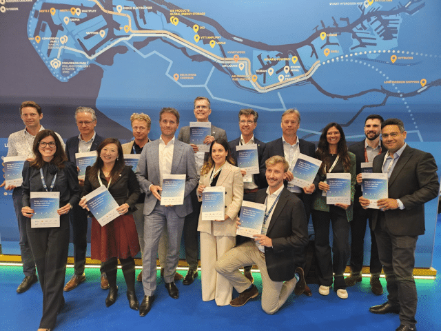 The launch of Design and Safety Aspects for large-scale Clean Ammonia Pipelines at the recent World Hydrogen Summit in Rotterdam.